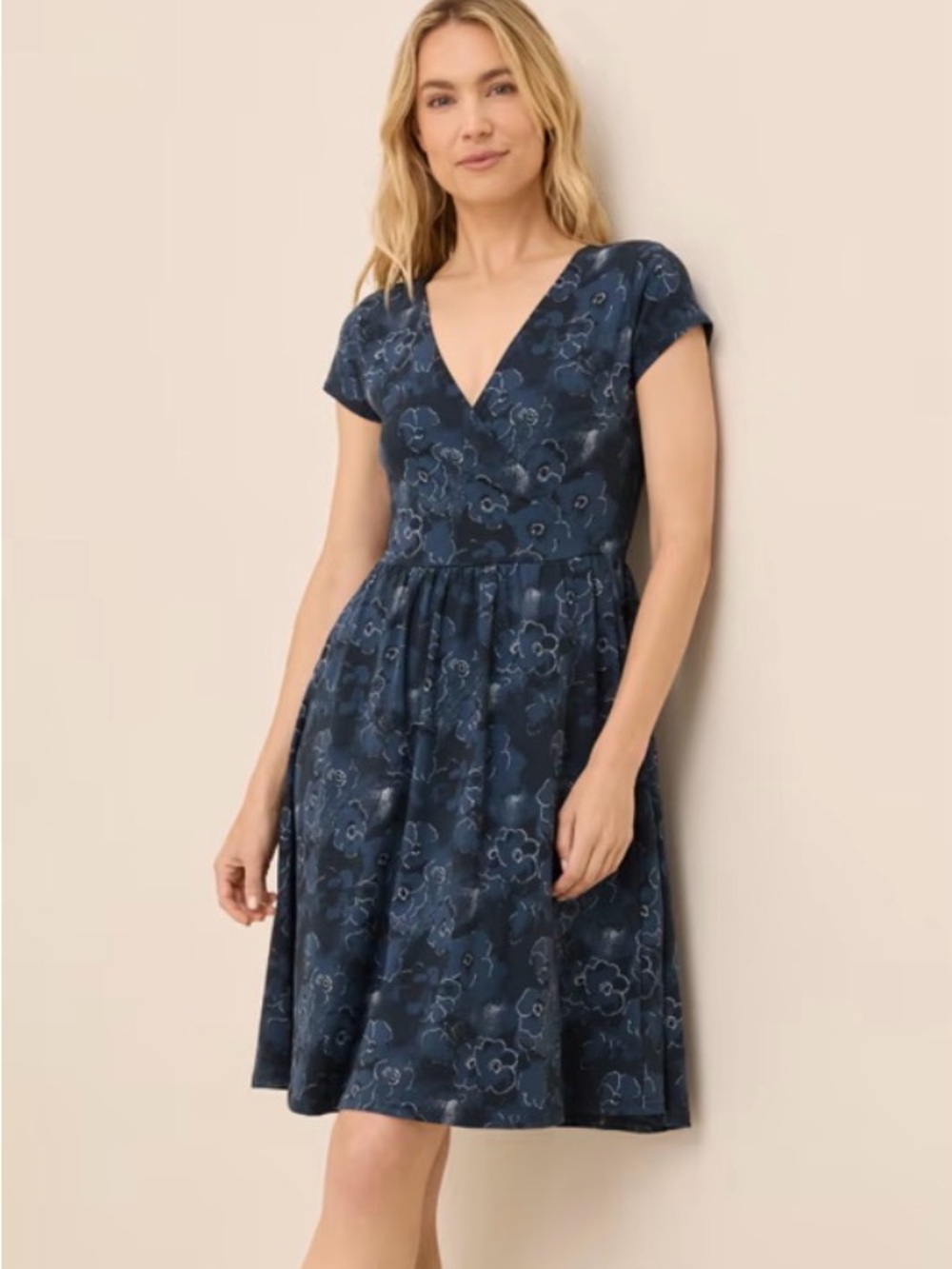 Pact Women's Fit & Flare Crossover Dress in Solstice Floral Colorway Size Med